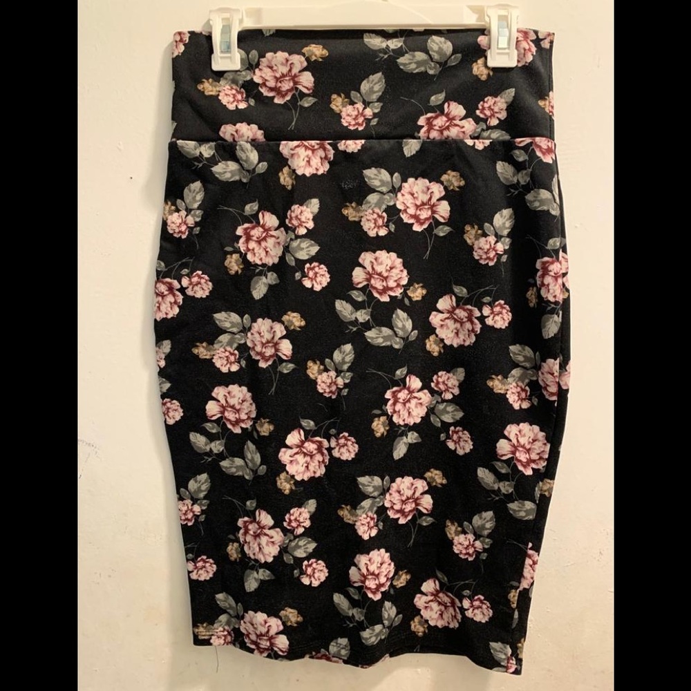 Black Floral Pencil Skirt